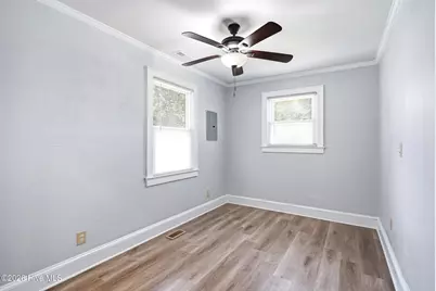 414 S Raleigh Street, Wallace, NC 28466 - Photo 18