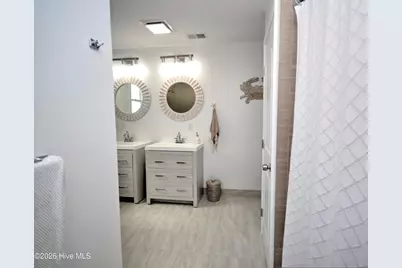 123 W Third Street, Ocean Isle Beach, NC 28469 - Photo 34