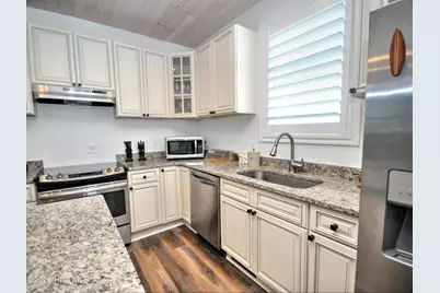 123 W Third Street, Ocean Isle Beach, NC 28469 - Photo 16