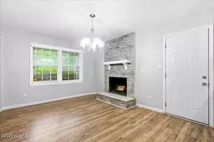 208 Greenbriar Dr, Jacksonville, NC 28546 - Photo 14