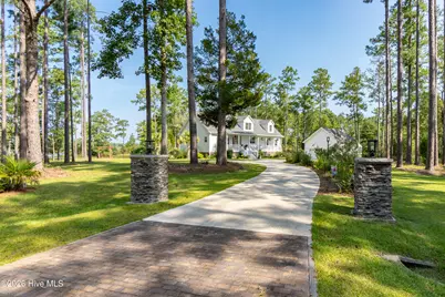 418 Vicksburg Court, Havelock, NC 28532 - Photo 2