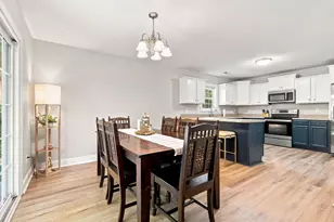 419 Patriots Point Ln, Swansboro, NC 28584 - Photo 10