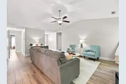 419 Patriots Point Lane, Swansboro, NC 28584 - Photo 8
