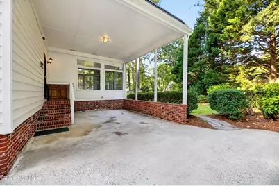 202 Queen Annes Road, Greenville, NC 27858 - Photo 4