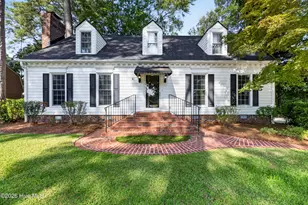 202 Queen Annes Rd, Greenville, NC 27858 - Photo 1