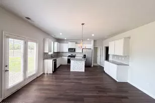 288 Donnington Ct, Aiken, SC 29801 - Photo 2