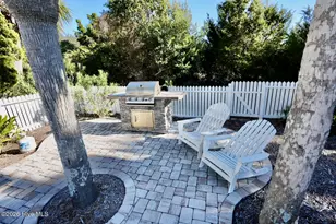 47 Earl of Craven Ct, Bald Head Island, NC 28461 - Photo 38