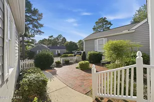 2302 Wentworth Cir, Pinehurst, NC 28374 - Photo 36