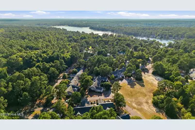 2302 Wentworth Circle, Pinehurst, NC 28374 - Photo 42