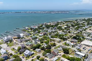 1105 Evans St, Morehead City, NC 28557 - Photo 38