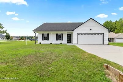 201 Chandler Simpson Court, Beulaville, NC 28518 - Photo 2