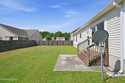 330 Providence Drive, Jacksonville, NC 28546 - Photo 6