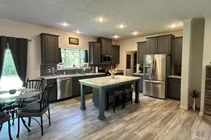 11675 Straight Gate Rd, Whitakers, NC 27891 - Photo 12