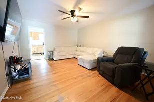 704 Henderson Dr, Jacksonville, NC 28540 - Photo 10