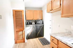 704 Henderson Dr, Jacksonville, NC 28540 - Photo 16