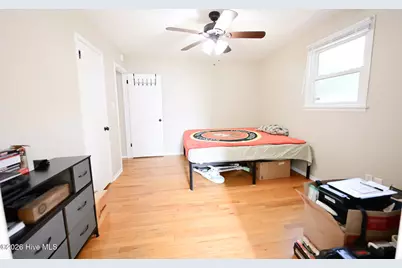704 Henderson Drive, Jacksonville, NC 28540 - Photo 18