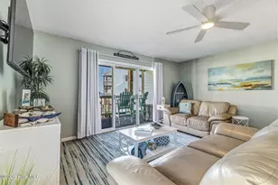 1717 Carolina Beach Ave N, Carolina Beach, NC 28428 - Photo 10