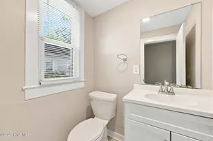 411 Latham St, Greenville, NC 27834 - Photo 30