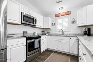 413 27th St, Sunset Beach, NC 28468 - Photo 14