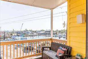 302 Canal Dr, Carolina Beach, NC 28428 - Photo 36
