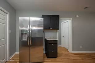 108 Whitehurst St, Elizabeth City, NC 27909 - Photo 12