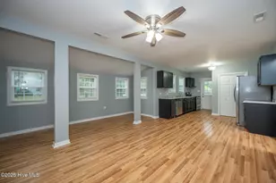108 Whitehurst St, Elizabeth City, NC 27909 - Photo 8