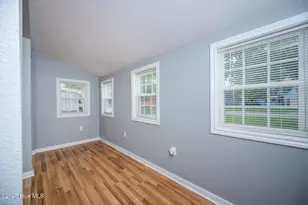 108 Whitehurst St, Elizabeth City, NC 27909 - Photo 14