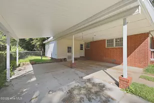 103 Arthur Ct, Jacksonville, NC 28546 - Photo 32