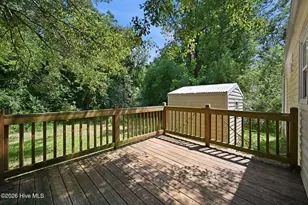 32 E Bayshore Blvd, Jacksonville, NC 28540 - Photo 30
