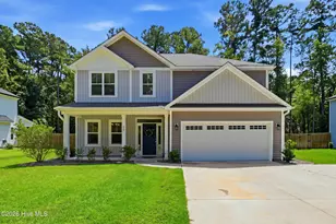 807 E Fremont St, Burgaw, NC 28425 - Photo 2