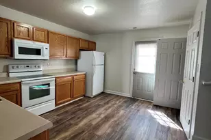 106 Streamwood Dr, Jacksonville, NC 28546 - Photo 6