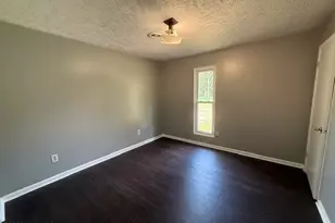 16760 Douglas Ave, Laurinburg, NC 28352 - Photo 4