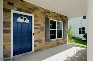 106 Lightwater Ct, Aberdeen, NC 28315 - Photo 2