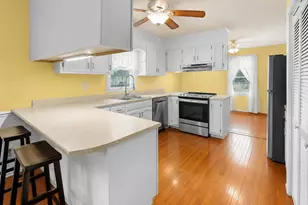 111 Maple St, Teachey, NC 28464 - Photo 10