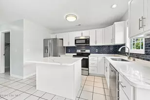 303 Pommel Ct, Jacksonville, NC 28540 - Photo 14