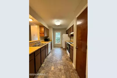 255 Bayberry Court, Jacksonville, NC 28540 - Photo 2