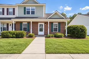 700 Streamwood Dr, Jacksonville, NC 28546 - Photo 1