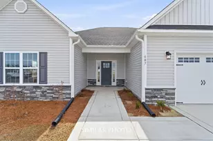 213 Little Bird Ln, Jacksonville, NC 28546 - Photo 2