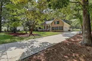 615 Ravenswood Rd, Hampstead, NC 28443 - Photo 2