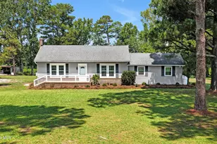 3275 Horse Branch Rd, Burgaw, NC 28425 - Photo 6