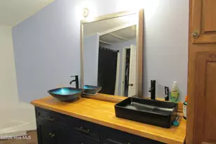 913 Isaac Rd, Clinton, NC 28328 - Photo 24