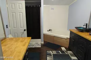 913 Isaac Rd, Clinton, NC 28328 - Photo 26