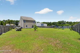 10 Evian Ct, Hampstead, NC 28443 - Photo 4
