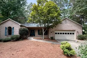131 Pine Ridge Dr, Whispering Pines, NC 28327 - Photo 4