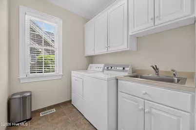 932 Chesapeake Place, Greenville, NC 27858 - Photo 38