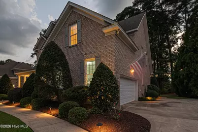 932 Chesapeake Place, Greenville, NC 27858 - Photo 6