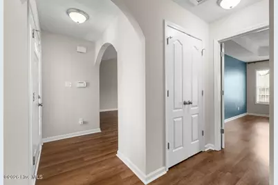 716 Radiant Drive, Jacksonville, NC 28546 - Photo 8