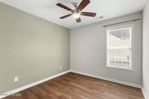 716 Radiant Dr, Jacksonville, NC 28546 - Photo 16