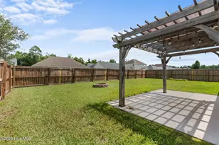 716 Radiant Dr, Jacksonville, NC 28546 - Photo 22