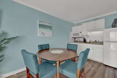 15 Nathan Avenue #Unit 302, Wrightsville Beach, NC 28480 - Photo 12
